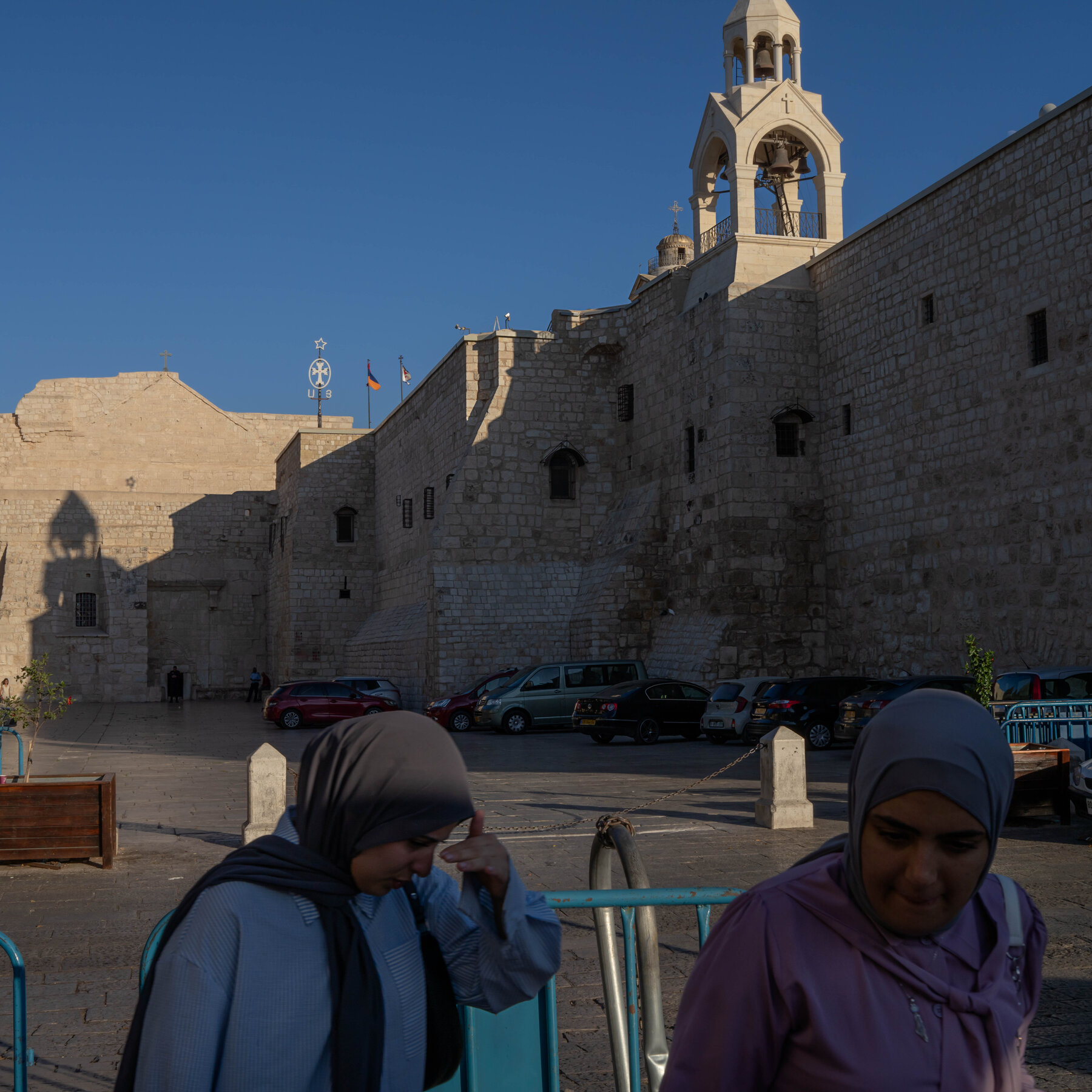 For Catholic Jubilee, Days of Joy and Sadness in Rome and Bethlehem