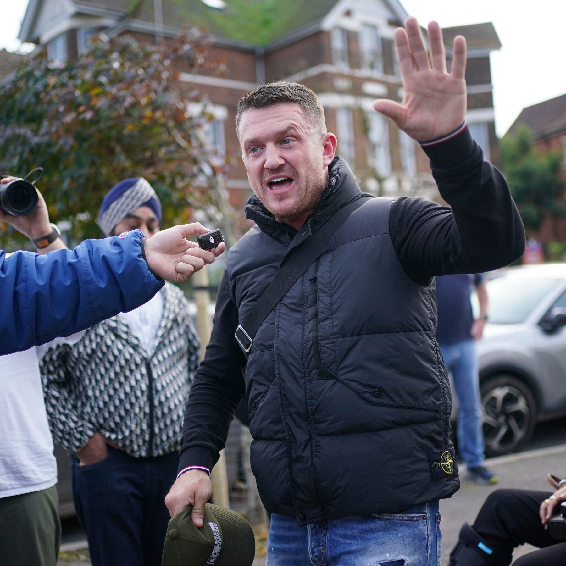 Tommy Robinson, an Anti-immigrant Agitator in Britain, Gets Jail Sentence